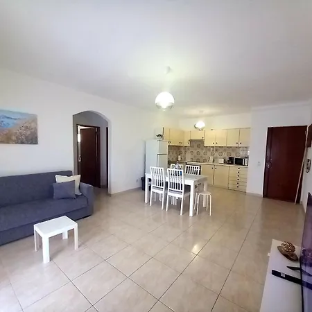 Briza By Sunnyway Apartment *